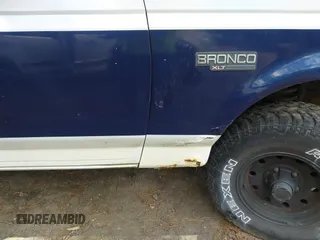 1995 Ford Bronco Eddie Bauer with VIN 1FMEU15NXSLA12108, listed as a IAAI auction lot 42670168 with 204,555 mi miles and . Bid and sale history available at DreamBid. Image 6.
