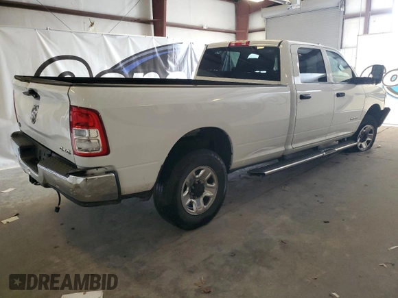 2020 Ram 2500 Tradesman z VIN 3C6UR5HJ1LG111844, wystawiony jako Copart lot #52604845 z przebiegiem 228 392 mil mil oraz Szkoda całkowita • Salvage title. Historia ofert i sprzedaży dostępna na DreamBid. Obrazek 3.