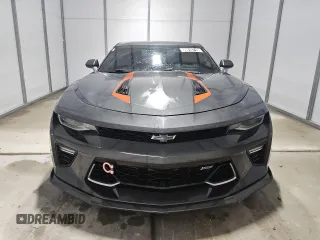 2017 Chevrolet Camaro 2SS with VIN 1G1FG1R77H0147500, listed as a Copart auction lot 59810715 with 68,712 mi miles and Clean title. Bid and sale history available at DreamBid. Image 5.