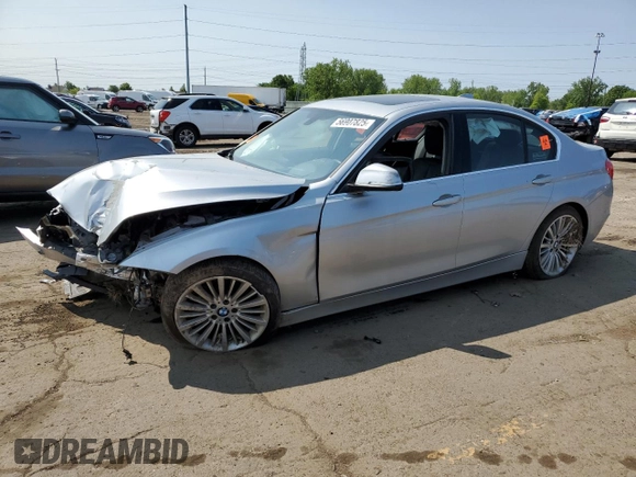 2013 BMW 3 Series 328i xDrive z VIN WBA3B3C57DF538081, wystawiony jako Copart lot #56907825 z przebiegiem 38 385 mil mil oraz Czysty tytuł • Clean title. Historia ofert i sprzedaży dostępna na DreamBid. Obrazek 1.