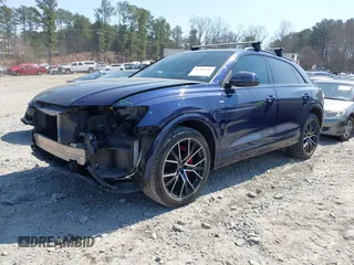 2019 Audi Q8 Premium Plus z VIN WA1EVBF18KD028606, wystawiony jako IAAI lot #41780296 z przebiegiem 72 117 mil mil oraz . Historia ofert i sprzedaży dostępna na DreamBid. Obrazek 20.
