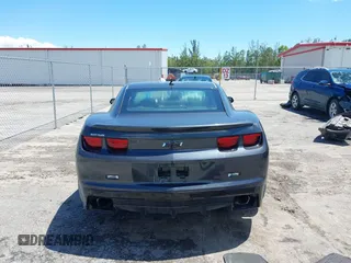 2012 Chevrolet Camaro 2LS с VIN 2G1FA1E35C9180773, выставлен на аукционе IAAI как лот 42256846 с пробегом Не указан миль и . История ставок и продаж доступна на DreamBid. Изображение 17.