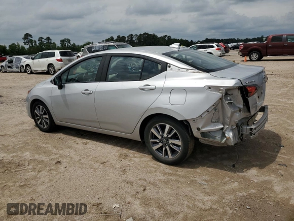 2020 Nissan Versa SV z VIN 3N1CN8EV5LL810008, wystawiony jako Copart lot #53625285 z przebiegiem 33 440 mil mil oraz Czysty tytuł • Clean title. Historia ofert i sprzedaży dostępna na DreamBid. Obrazek 2.