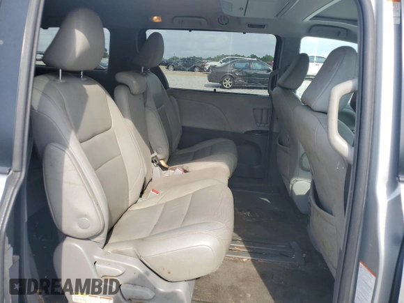 2019 Toyota Sienna XLE Auto Access Seat с VIN 5TDYZ3DC5KS019707, выставлен на аукционе Copart как лот 54590695 с пробегом 114 754 миль миль и Списание • Salvage title. История ставок и продаж доступна на DreamBid. Изображение 11.