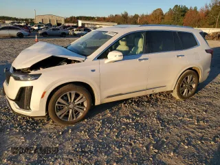 2022 Cadillac XT6 Premium Luxury z VIN 1GYKPCRS6NZ148919, wystawiony jako Copart lot #81642934 z przebiegiem 36 015 mil mil oraz Szkoda całkowita • Salvage title. Historia ofert i sprzedaży dostępna na DreamBid. Obrazek 1.