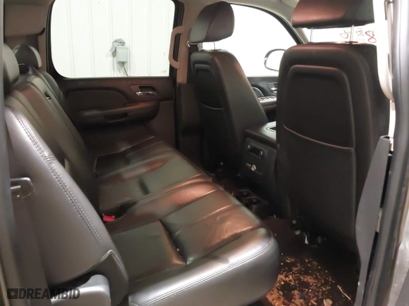 2008 Chevrolet Silverado 1500 LTZ with VIN 3GCEK13318G298836, listed as a IAAI auction lot 41183164 with 157,940 mi miles. Bid and sale history available at carsss.com. Image 8.