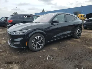 2021 Ford Mustang Mach-E Premium с VIN 3FMTK3R70MMA66054, выставлен на аукционе Copart как лот 62983925 с пробегом 41 334 миль миль и Чистый • Clean title. История ставок и продаж доступна на DreamBid. Изображение 1.