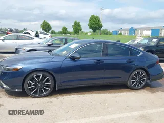 2023 Honda Accord Touring with VIN 1HGCY2F82PA029648, listed as a IAAI auction lot 42145629 with 22,289 mi miles and . Bid and sale history available at DreamBid. Image 14.
