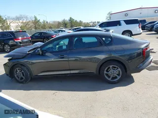 2025 Kia K4 LXS with VIN 3KPFT4DE9SE051568, listed as a IAAI auction lot 41817877 with 2,723 mi miles. Bid and sale history available at carsss.com. Image 15.