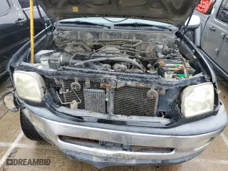 2000 Toyota Tundra SR5 with VIN 5TBRT3416YS002887, listed as a Copart auction lot 48531925 with 477,972 mi miles and Salvage Title. Bid and sale history available at carsss.com. Image 11.