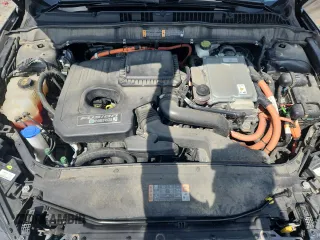 2017 Ford Fusion Titanium with VIN 3FA6P0SU5HR134672, listed as a Copart auction lot 64281645 with 97,284 mi miles and Clean title. Bid and sale history available at DreamBid. Image 11.