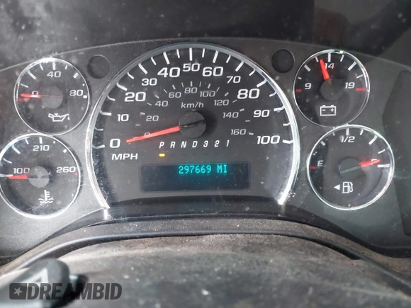 2008 Chevrolet Express Cargo Van with VIN 1GCFG15X081153310, listed as a IAAI auction lot 41892125 with 297,669 mi miles. Bid and sale history available at carsss.com. Image 7.