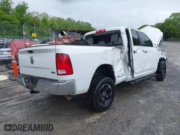 2017 Ram 1500 SLT z VIN 1C6RR7GG9HS736595, wystawiony jako IAAI lot #42230792 z przebiegiem 132 627 mil mil oraz . Historia ofert i sprzedaży dostępna na DreamBid. Obrazek 4.