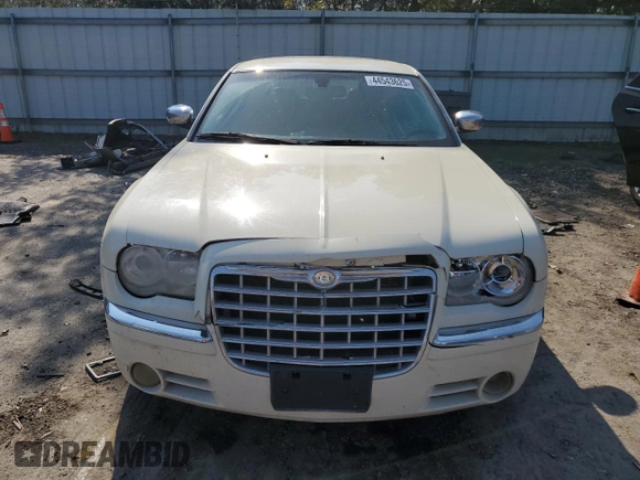 2009 Chrysler 300 с VIN 2C3LK63T89H513431, выставлен на аукционе Copart как лот 44543625 с пробегом 147 605 миль миль и Списание • Salvage title. История ставок и продаж доступна на DreamBid. Изображение 5.