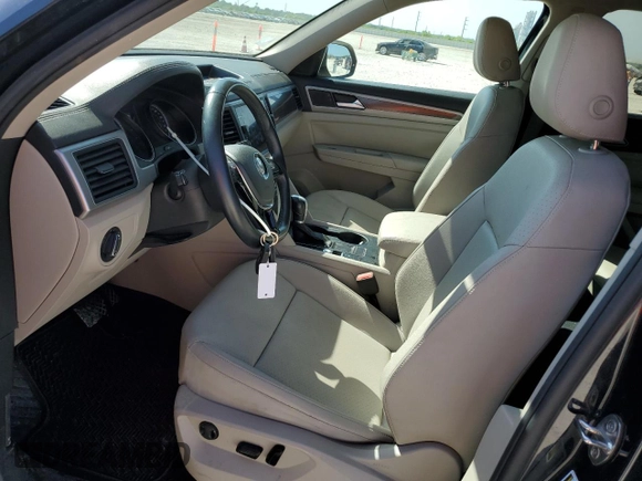 2019 Volkswagen Atlas SE with VIN 1V2WR2CA7KC609182, listed as a Copart auction lot 51703505 with 92,421 mi miles and Clean title. Bid and sale history available at DreamBid. Image 7.
