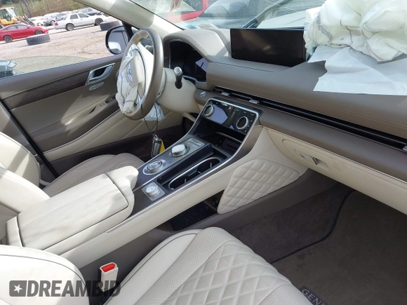 2023 Genesis GV80 z VIN KMUHCESC2PU127234, wystawiony jako IAAI lot #42076050 z przebiegiem 24 281 mil mil oraz . Historia ofert i sprzedaży dostępna na DreamBid. Obrazek 5.