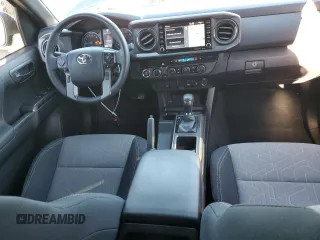 2021 Toyota Tacoma SR z VIN 3TYSZ5AN8MT038279, wystawiony jako Copart lot #46298115 z przebiegiem 32 630 mil mil oraz Szkoda całkowita • Salvage title. Historia ofert i sprzedaży dostępna na DreamBid. Obrazek 8.