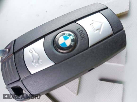 2011 BMW 3 Series 335i xDrive with VIN WBAPL5C58BA921256, listed as a IAAI auction lot 42251130 with 123,367 mi miles and . Bid and sale history available at DreamBid. Image 11.
