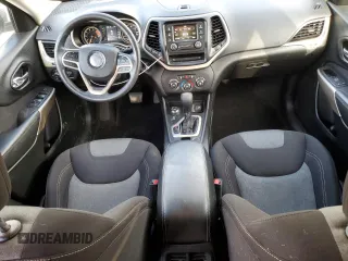 2018 Jeep Cherokee Latitude z VIN 1C4PJMCX2JD532405, wystawiony jako Copart lot #54792835 z przebiegiem 125 225 mil mil oraz Szkoda całkowita • Salvage title. Historia ofert i sprzedaży dostępna na DreamBid. Obrazek 8.