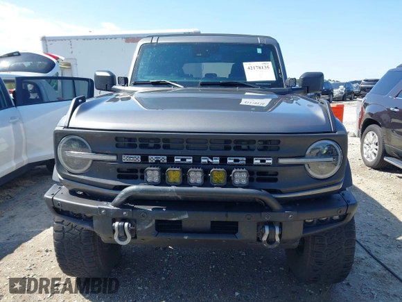 2022 Ford Bronco with VIN 1FMDE5BH9NLB87372, listed as a IAAI auction lot 42178135 with 71,585 mi miles and . Bid and sale history available at DreamBid. Image 12.