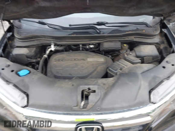 2019 Honda Ridgeline Sport with VIN 5FPYK2F10KB008474, listed as a IAAI auction lot 42144225 with 101,274 mi miles and . Bid and sale history available at DreamBid. Image 10.