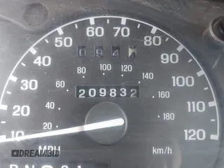 1998 Ford Explorer XL z VIN 1FMZU34E9WZA08004, wystawiony jako IAAI lot #41899669 z przebiegiem 209 832 mil mil oraz . Historia ofert i sprzedaży dostępna na DreamBid. Obrazek 12.