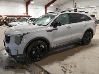 2025 Kia Sorento X-Line SX Prestige z VIN 5XYRKDJF7SG317606, wystawiony jako Copart lot #42024195 z przebiegiem 2566 mil mil oraz Szkoda całkowita • Salvage title. Historia ofert i sprzedaży dostępna na DreamBid. Obrazek 1.