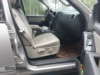 2008 Ford Explorer XLT with VIN 1FMEU63E88UB07334, listed as a IAAI auction lot 42287061 with 190,978 mi miles and . Bid and sale history available at DreamBid. Image 5.
