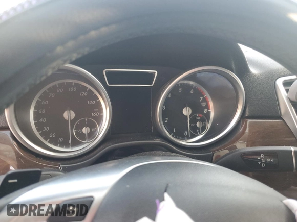 2015 Mercedes-Benz M 350 with VIN 4JGDA5JBXFA585101, listed as a Copart auction lot 75952044 with Not provided miles and Salvage title. Bid and sale history available at DreamBid. Image 9.