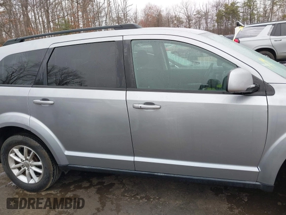 2016 Dodge Journey SXT with VIN 3C4PDCBG4GT122761, listed as a IAAI auction lot 41751265 with 130,304 mi miles. Bid and sale history available at carsss.com. Image 14.