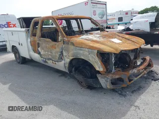 2016 Ford F-250 XL z VIN 1FD7X2A6XGEB19109, wystawiony jako IAAI lot #42352115 z przebiegiem Nie podano mil oraz . Historia ofert i sprzedaży dostępna na DreamBid. Obrazek 1.