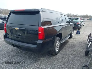 2019 Chevrolet Suburban LT with VIN 1GNSKHKC4KR405843, listed as a IAAI auction lot 41944385 with 123,071 mi miles and . Bid and sale history available at DreamBid. Image 4.