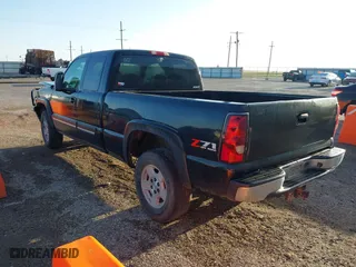 2004 Chevrolet Silverado 1500 Z71 with VIN 2GCEK19T041237634, listed as a IAAI auction lot 41316553 with 259,569 mi miles. Bid and sale history available at carsss.com. Image 3.
