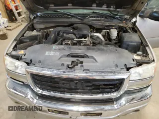 2005 GMC Sierra 3500 DRW SL z VIN 1GTHK33225F889643, wystawiony jako Copart lot #80901154 z przebiegiem Nie podano mil oraz Szkody całkowita. Historia ofert i sprzedaży dostępna na DreamBid. Obrazek 11.