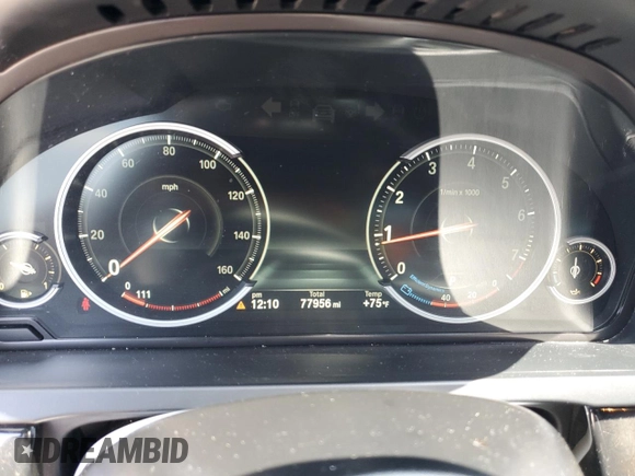 2015 BMW 7 Series 740Li z VIN WBAYE4C5XFD947323, wystawiony jako Copart lot #56962915 z przebiegiem 77 956 mil mil oraz Szkoda całkowita • Salvage title. Historia ofert i sprzedaży dostępna na DreamBid. Obrazek 9.