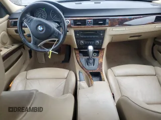 2007 BMW 3 Series 328i z VIN WBAVA335X7KX76319, wystawiony jako Copart lot #57342215 z przebiegiem 176 016 mil mil oraz Szkoda całkowita • Salvage title. Historia ofert i sprzedaży dostępna na DreamBid. Obrazek 8.