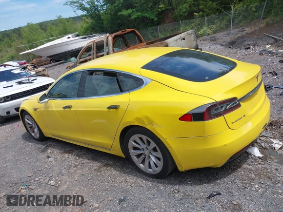 2016 Tesla Model S 70 kWh Battery with VIN 5YJSA1E14GF141579, listed as a IAAI auction lot 42209119 with 105,947 mi miles and . Bid and sale history available at carsss.com. Image 13.