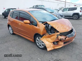2010 Honda Fit Sport with VIN JHMGE8H40AC012380, listed as a IAAI auction lot 42082771 with 41,438 mi miles. Bid and sale history available at carsss.com. Image 1.