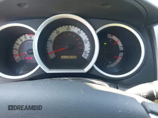 2015 Toyota Tacoma PreRunner с VIN 3TMJU4GN3FM180002, выставлен на аукционе IAAI как лот 41617282 с пробегом 179 105 миль миль и . История ставок и продаж доступна на DreamBid. Изображение 7.