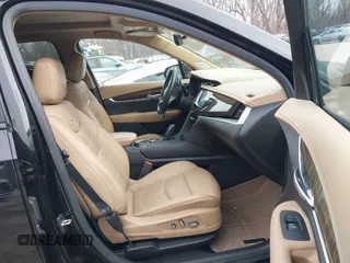2022 Cadillac XT6 Sport with VIN 1GYKPHRS3NZ138698, listed as a IAAI auction lot 41547570 with 15,919 mi miles. Bid and sale history available at carsss.com. Image 5.