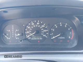 1997 Toyota Camry LE z VIN 4T1BG22K1VU101106, wystawiony jako IAAI lot #42065420 z przebiegiem 121 457 mil mil oraz . Historia ofert i sprzedaży dostępna na DreamBid. Obrazek 7.