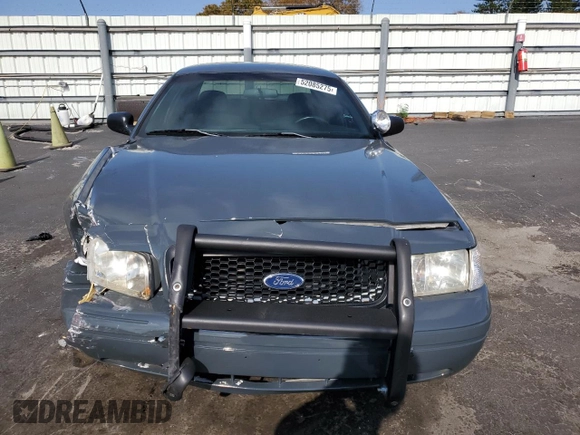 2010 Ford Police Interceptor z VIN 2FABP7BV0AX121156, wystawiony jako Copart lot #52085275 z przebiegiem 158 578 mil mil oraz Szkoda całkowita • Salvage title. Historia ofert i sprzedaży dostępna na DreamBid. Obrazek 5.