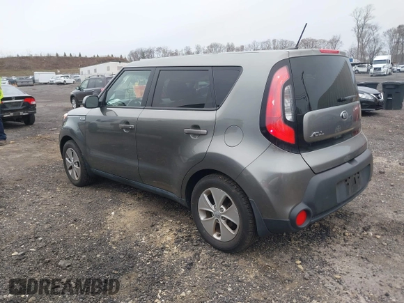 2015 Kia Soul with VIN KNDJN2A2XF7160582, listed as a IAAI auction lot 42040569 with 47,986 mi miles and . Bid and sale history available at DreamBid. Image 3.