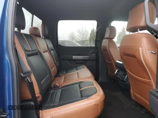 2022 Ford F-150 XL with VIN 1FTFW1E57NKD84700, listed as a Copart auction lot 84911824 with 30,300 mi miles and Salvage Title. Bid and sale history available at carsss.com. Image 10.