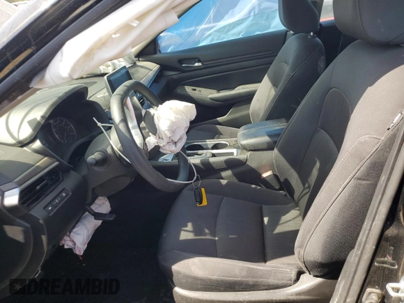 2024 Nissan Altima SV with VIN 1N4BL4DV2RN335764, listed as a Copart auction lot 50700695 with 26,438 mi miles and Salvage Title. Bid and sale history available at DreamBid. Image 7.