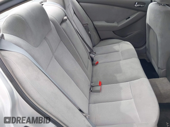 2009 Nissan Altima S with VIN 1N4AL21E79C105394, listed as a IAAI auction lot 42164681 with 104,160 mi miles and . Bid and sale history available at DreamBid. Image 8.