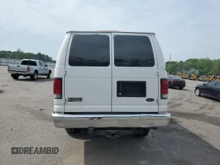 2005 Ford Econoline Passenger XL z VIN 1FBSS31P15HA82110, wystawiony jako Copart lot #52785675 z przebiegiem 158 908 mil mil oraz Szkoda całkowita • Salvage title. Historia ofert i sprzedaży dostępna na DreamBid. Obrazek 6.