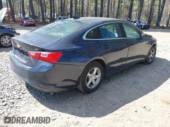 2016 Chevrolet Malibu LS z VIN 1G1ZB5ST3GF204541, wystawiony jako IAAI lot #41880728 z przebiegiem 192 872 mil mil oraz . Historia ofert i sprzedaży dostępna na DreamBid. Obrazek 4.