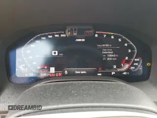 2020 BMW M8 Competition z VIN WBSGV0C03LCE18921, wystawiony jako Copart lot #43640263 z przebiegiem 10 564 mil mil oraz . Historia ofert i sprzedaży dostępna na DreamBid. Obrazek 9.