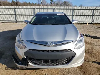 2013 Hyundai Sonata with VIN KMHEC4A45DA100032, listed as a Copart auction lot 46705995 with 124,544 mi miles and Salvage Title. Bid and sale history available at DreamBid. Image 5.